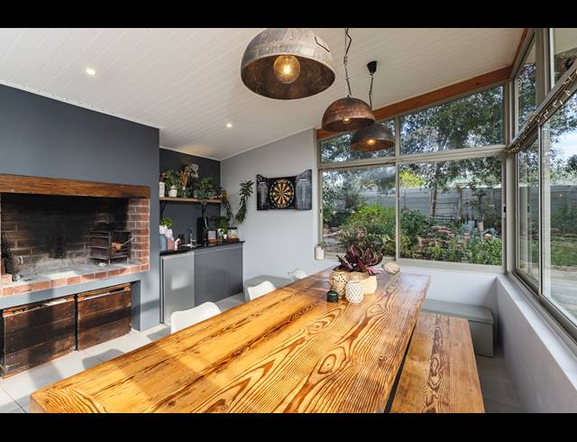 4 BEDROOM FREEHOLD FOR SALE IN TABLE VIEW